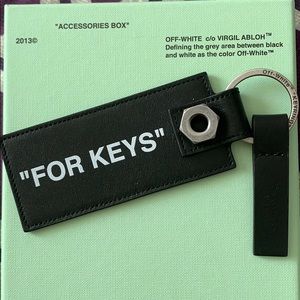 Off-white keychain (all black)